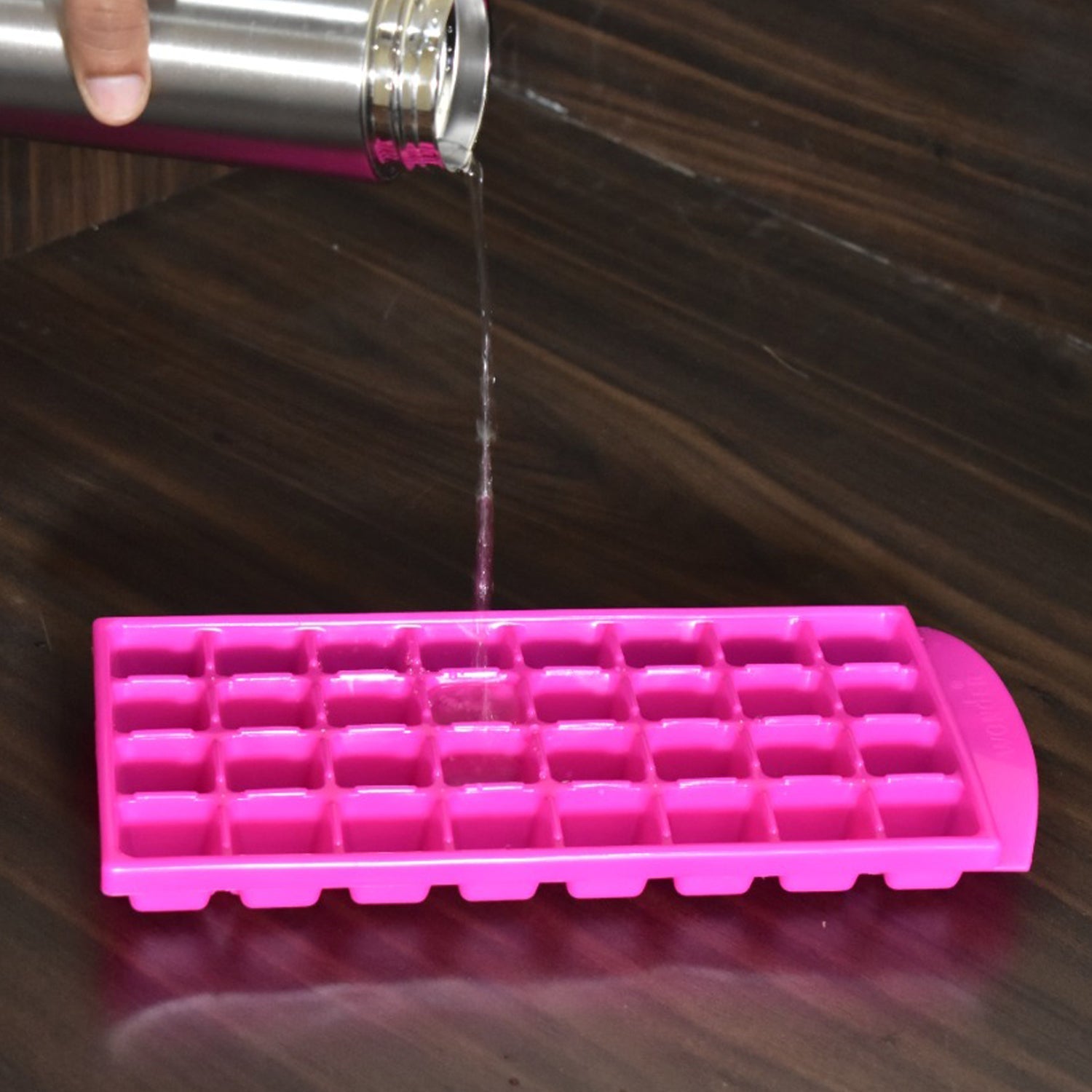 Ice tray with 32 compartments for ice cubes Ice tray with 32 compartments for ice cubes